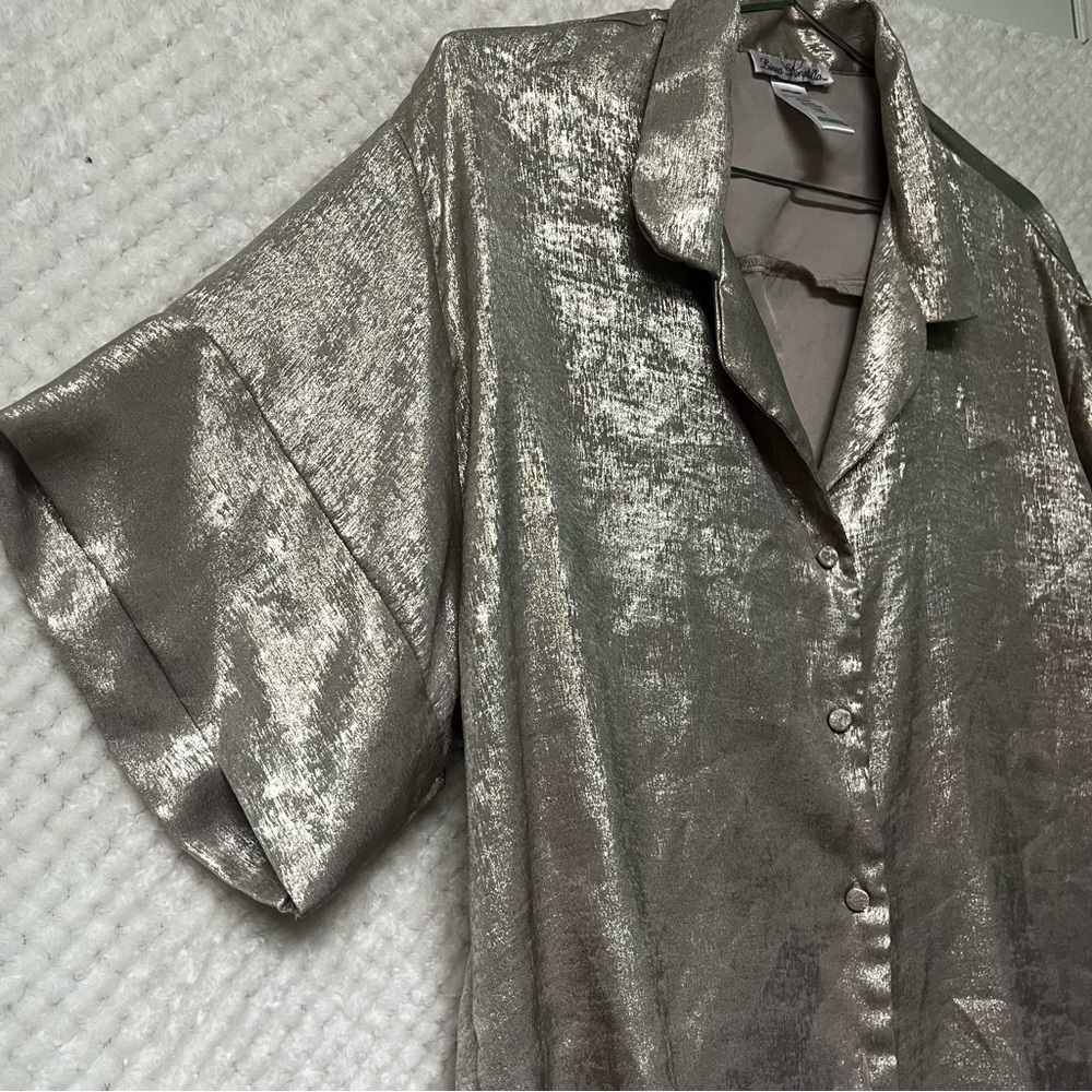 Linea Donatella Metallic Button Down Shirt Size Shiny Gold Short Sleeves Large - Picture 3 of 7